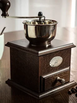 Peugeot Saveurs Brésil Moulin à café manuel en bois couleur chocolat 21 cm -><noscript><img width=