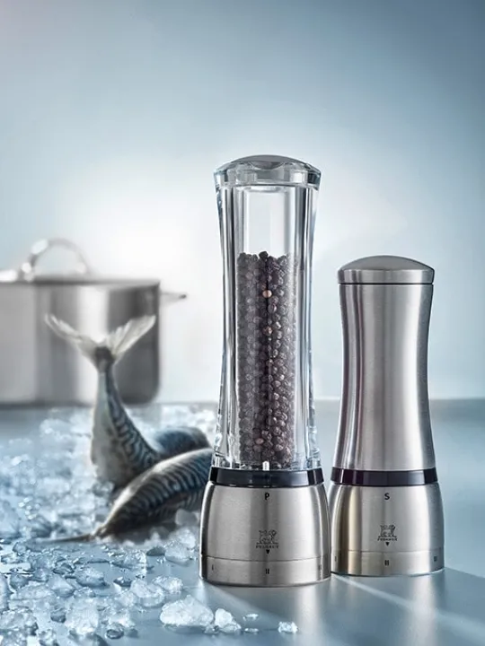 Peugeot Saveurs Daman Moulin à poivre manuel en acryl et inox u'select 16 cm -> Envie De Design