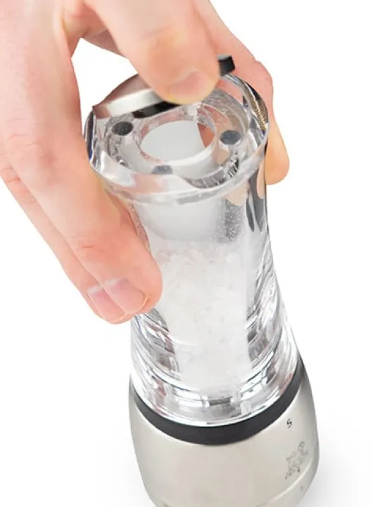 Peugeot Saveurs Daman Moulin à sel manuel en acryl et inox u'select 21 cm -> Idées Cadeaux -100€|Envie De Design