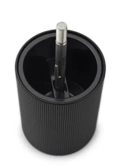 Peugeot Saveurs Line Moulin à sel manuel en bois et aluminium noir mat, 12 cm - 4,75in -><noscript><img width=