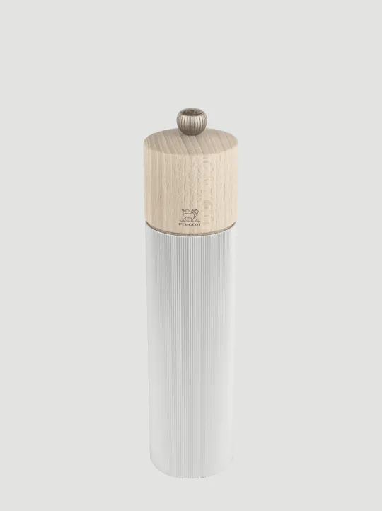Peugeot Saveurs Line Moulin à sel manuel en bois et aluminium, alu, 22 cm -> Envie De Design|Moulins À Sel Et Salières