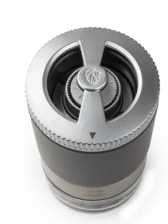 Peugeot Saveurs Maestro Bar à poivres - moulin à poivre u'select accompagné de 3 grands crus de poivres, de 3 réservoirs interchangeables, gris roche -> Coffrets Cadeaux|Envie De Design