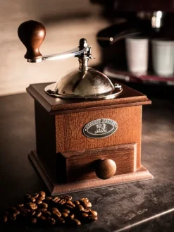 Peugeot Saveurs Nostalgie Moulin à café manuel ancien en bois couleur chocolat 21 cm -><noscript><img width=