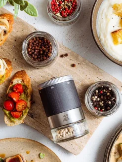Peugeot Saveurs Pack maestro linéa Coffret bar à poivres maestro gris roche et plateau linéa -><noscript><img width=