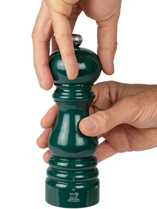 Peugeot Saveurs Paris u'select Moulin à poivre manuel u'select en bois laqué, vert forêt, 18 cm - 7in -> Idées Cadeaux -100€|Envie De Couleurs
